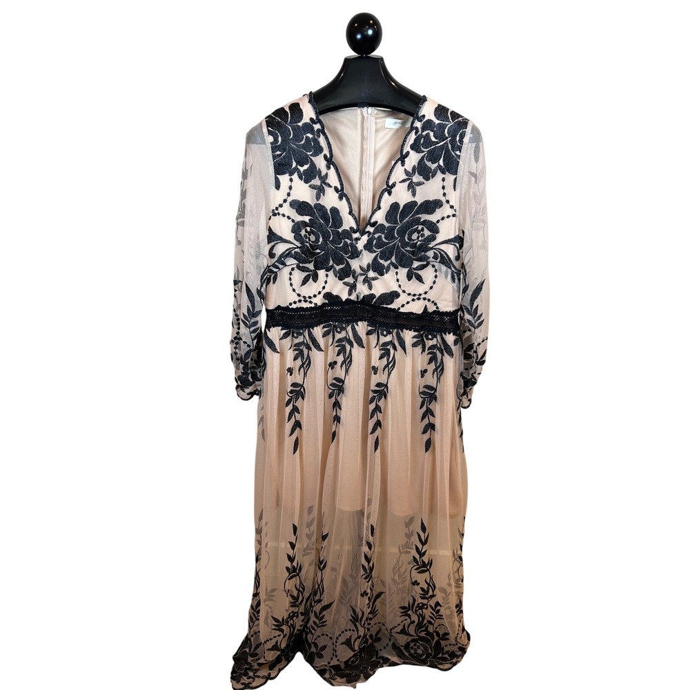 A Beautiful Soul Lourdes Embroidered Mesh Maxi Dress Pink Black Floral 14/16 NWT